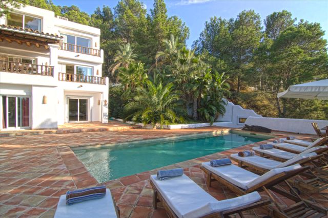 Villa Blanca. 7 bedrooms villa in Ibiza for rent