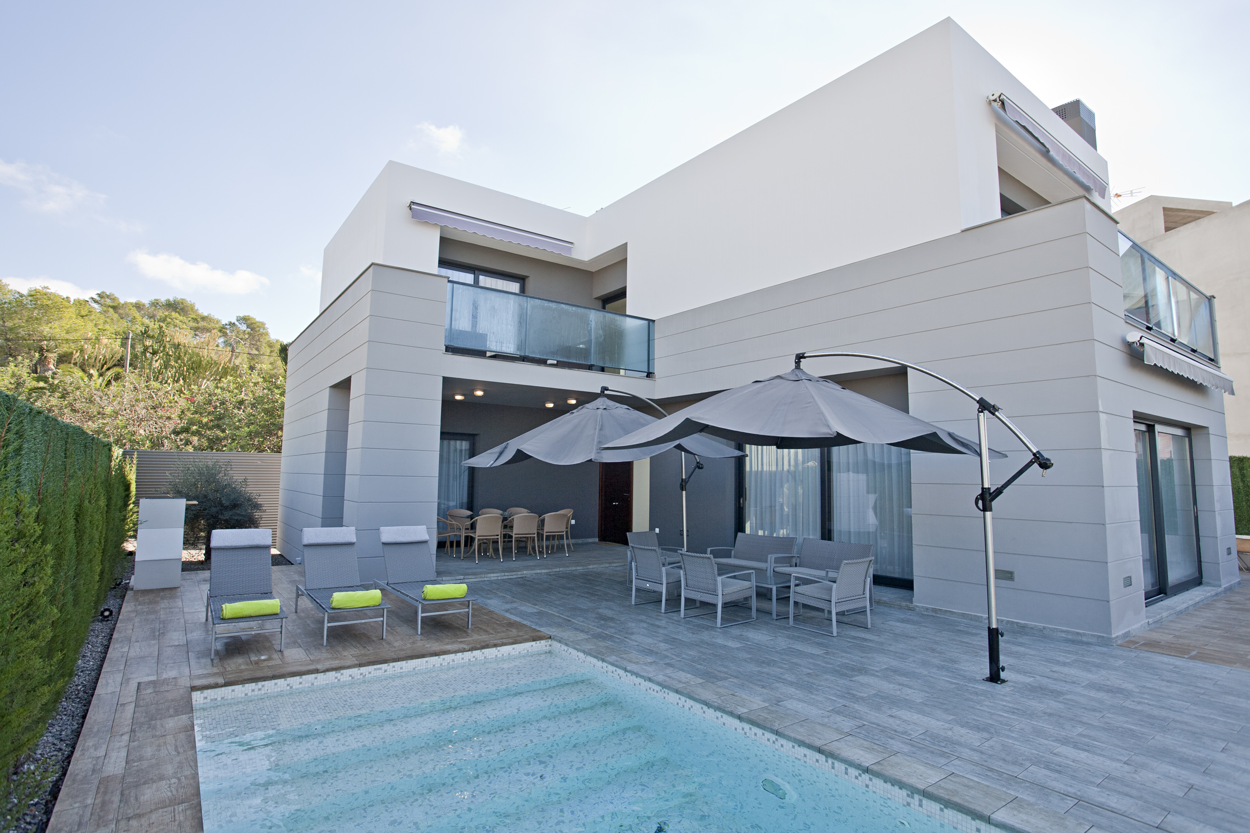 Villa Ses Torres. 4 bedrooms villa in Ibiza for rent