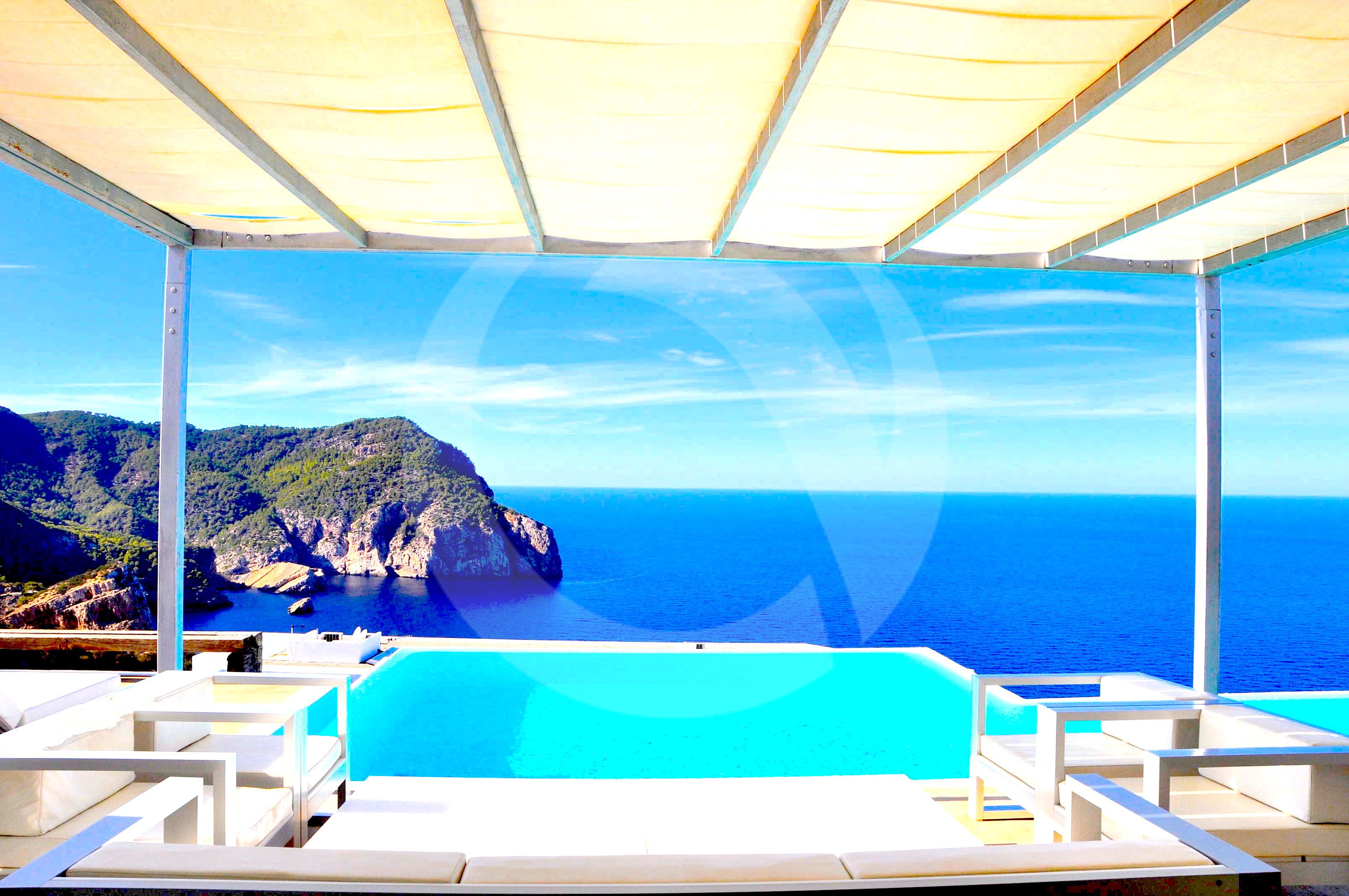 Villa White. 8 bedrooms villa in Ibiza for rent