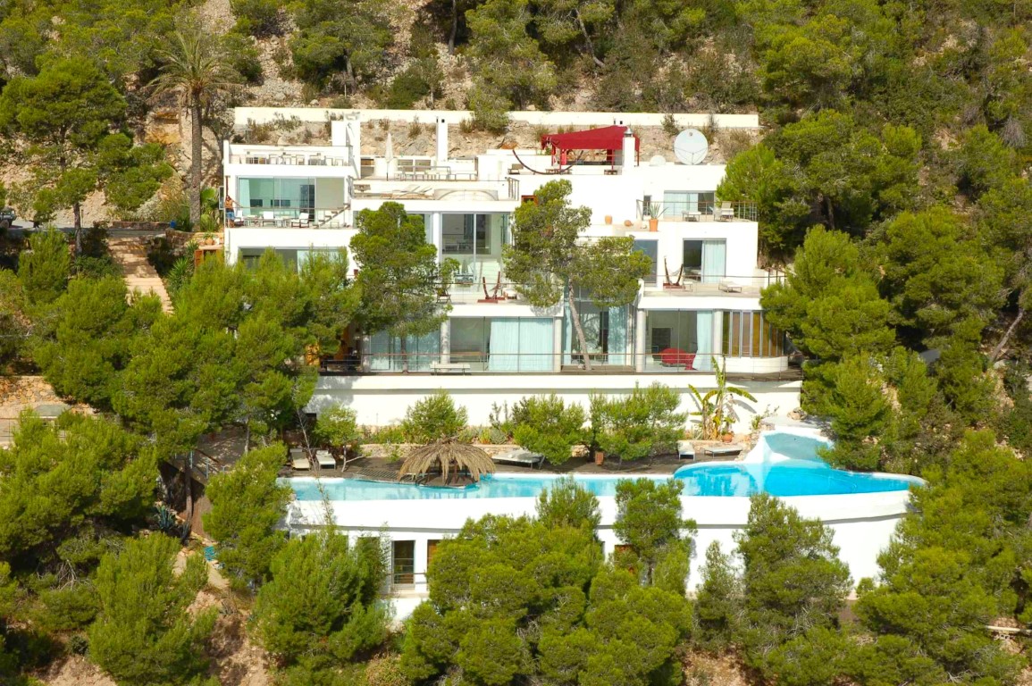 Villa Forbes.8 bedrooms villa in Ibiza for rent